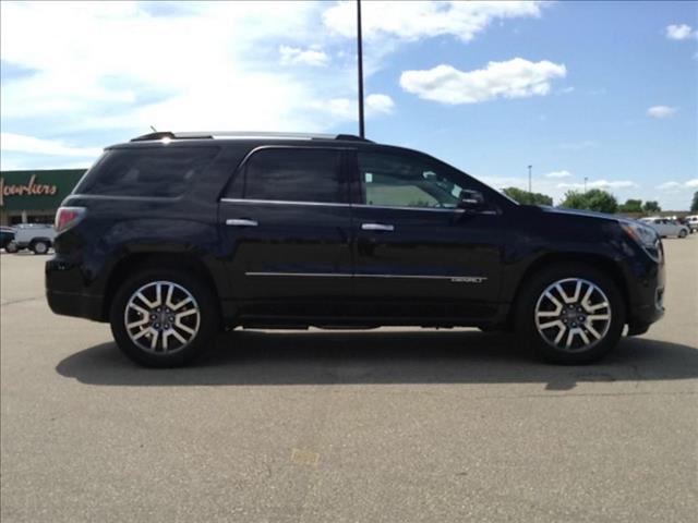 GMC Acadia 2014 photo 3