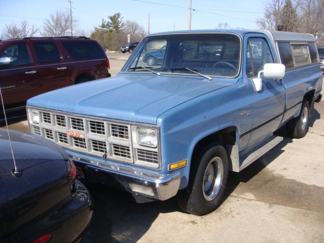 GMC C1500 1982 photo 1