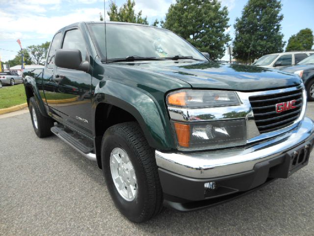 GMC Canyon SLT 4WD 15 Pickup Truck