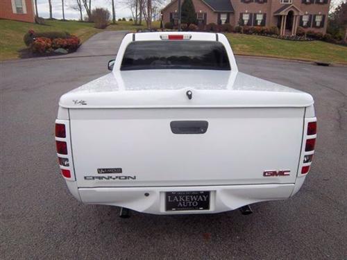 GMC Canyon 2006 photo 1