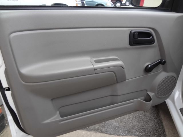 GMC Canyon 2006 photo 2