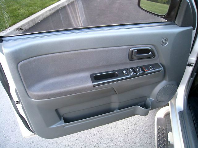 GMC Canyon 2006 photo 18