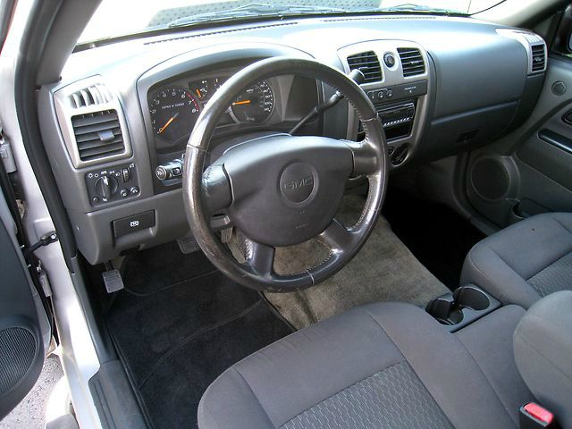 GMC Canyon 2006 photo 38