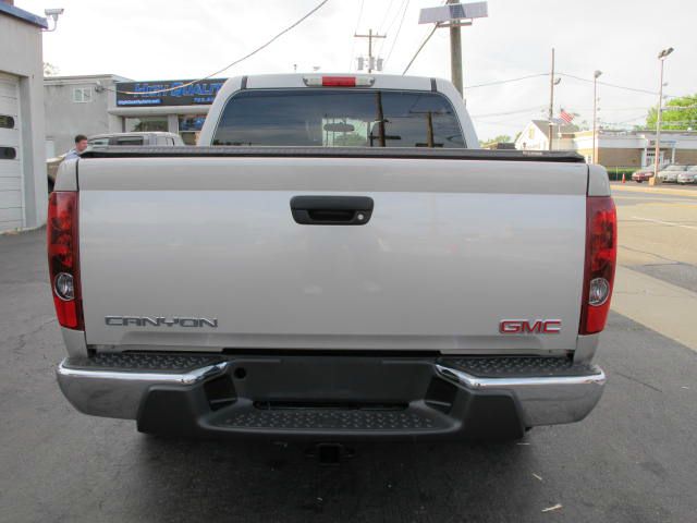 GMC Canyon 2006 photo 12