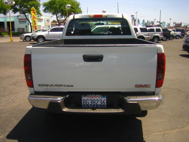 GMC Canyon 2007 photo 10