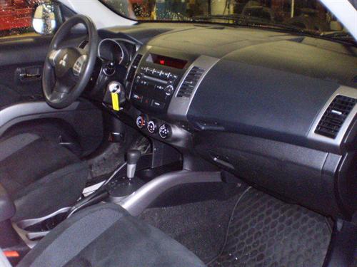 GMC Canyon 2009 photo 2