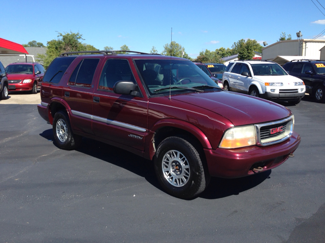 GMC Envoy 2000 photo 1