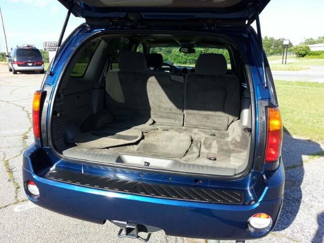 GMC Envoy 2002 photo 8