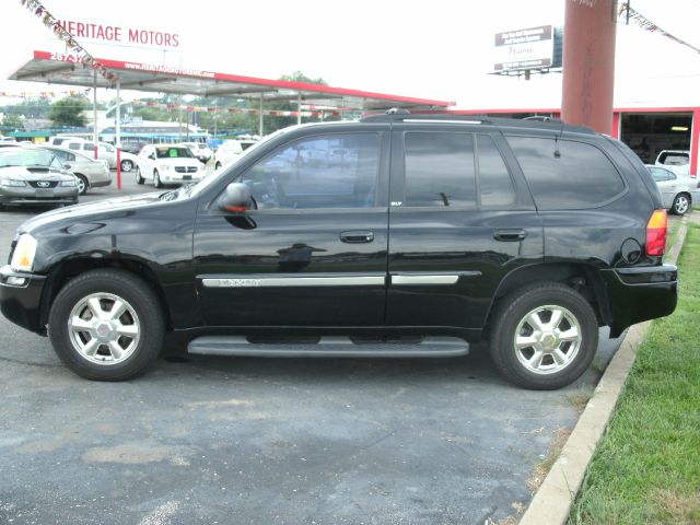 GMC Envoy 2002 photo 1