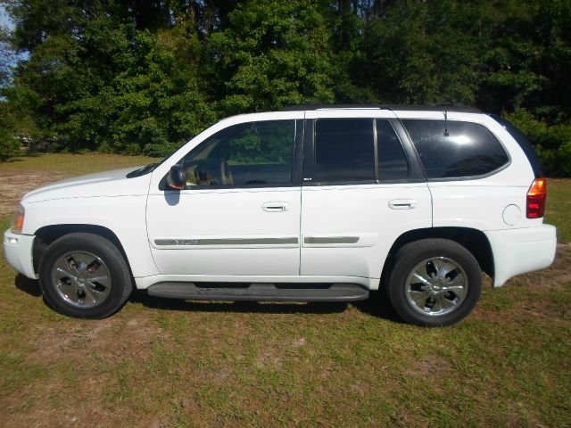 GMC Envoy 2002 photo 3