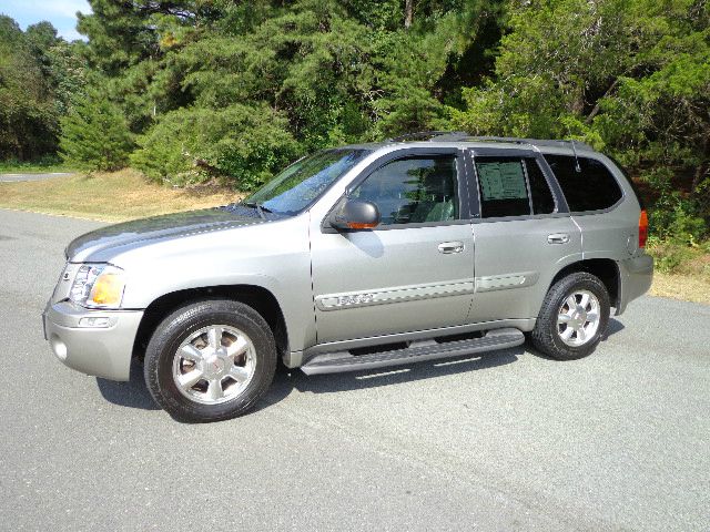 GMC Envoy 2002 photo 3