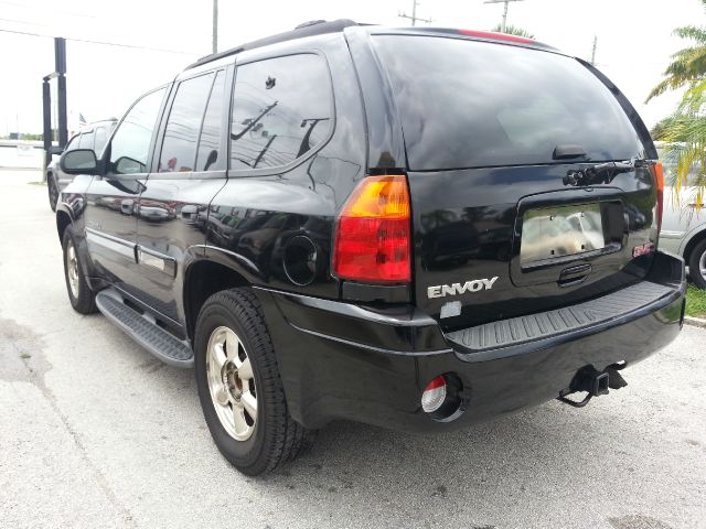 GMC Envoy 2002 photo 4