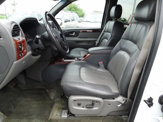 GMC Envoy 2002 photo 3