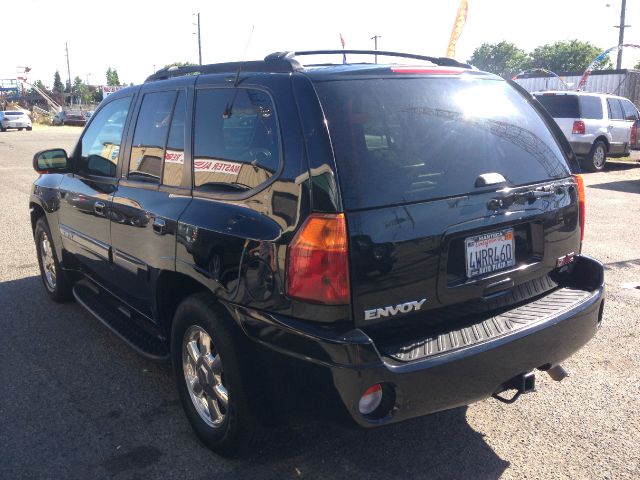 GMC Envoy 2002 photo 4