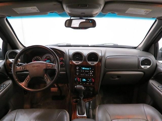 GMC Envoy 2002 photo 12