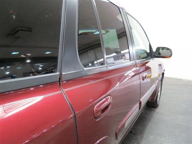 GMC Envoy 2002 photo 3