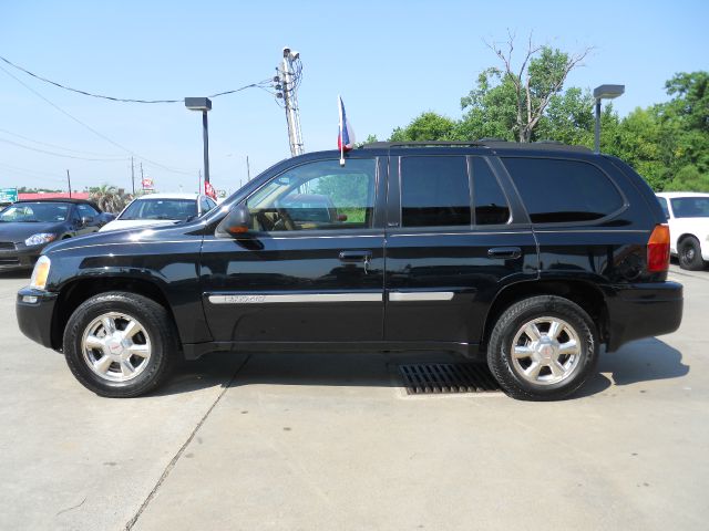 GMC Envoy Wagon SE SUV