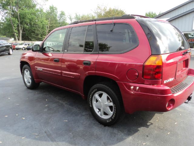 GMC Envoy 2002 photo 1