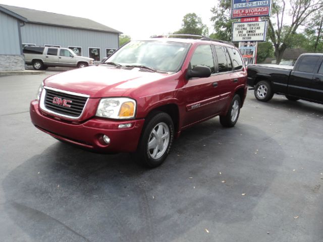 GMC Envoy 2002 photo 2