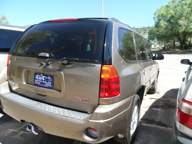 GMC Envoy 4x4 Crew Cab LE SUV