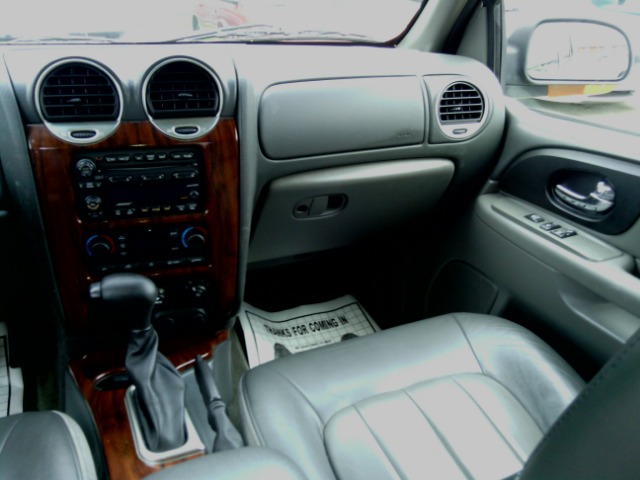 GMC Envoy 2002 photo 6