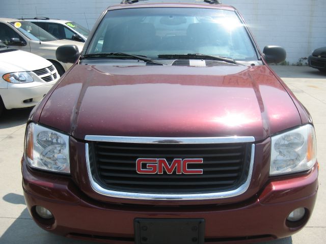 GMC Envoy 2002 photo 1