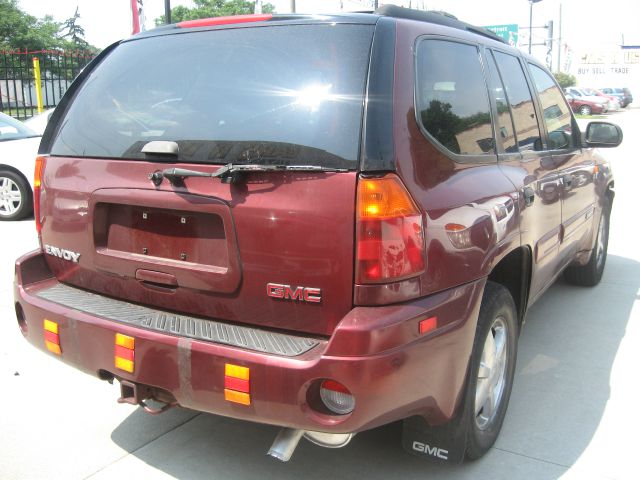 GMC Envoy 2002 photo 4