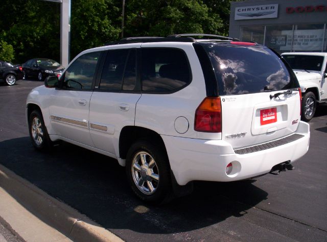 GMC Envoy 2002 photo 5