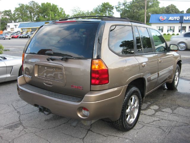 GMC Envoy 2002 photo 7