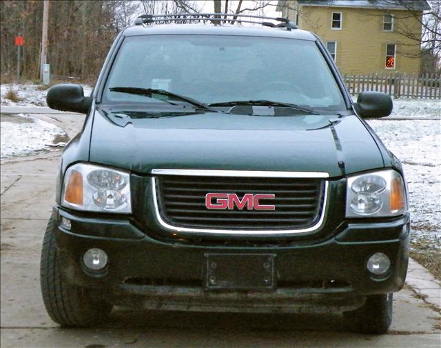 GMC Envoy 2002 photo 1