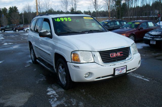 GMC Envoy 2002 photo 2