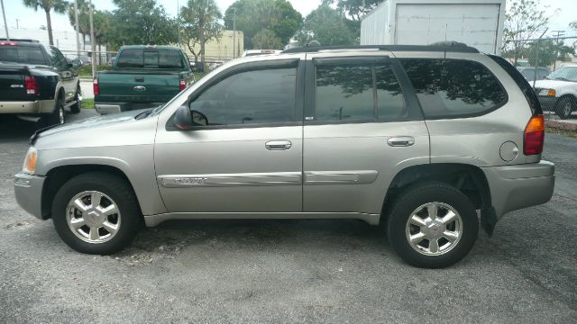 GMC Envoy 2002 photo 4