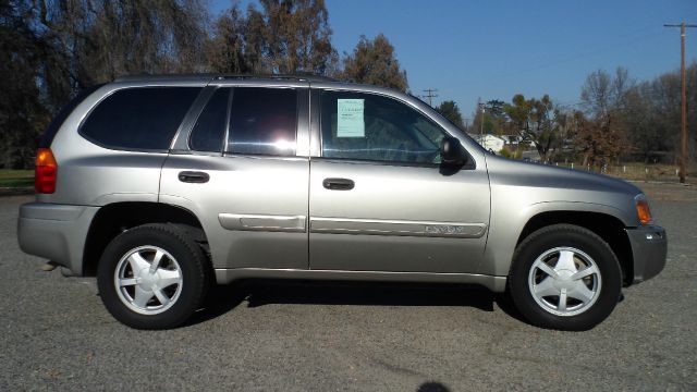 GMC Envoy 2002 photo 4