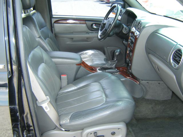 GMC Envoy 2002 photo 3