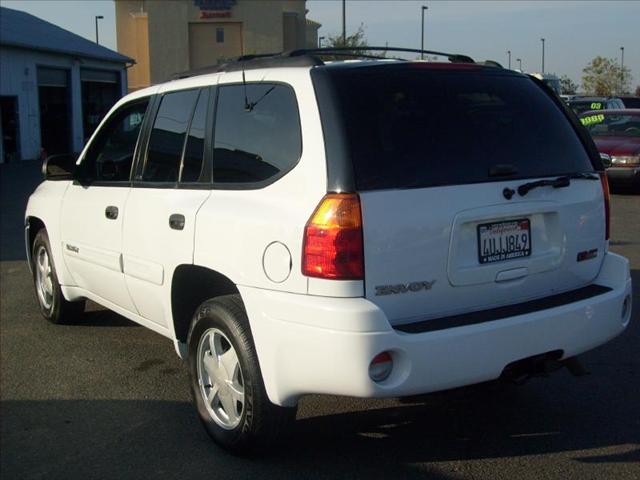 GMC Envoy 2002 photo 4