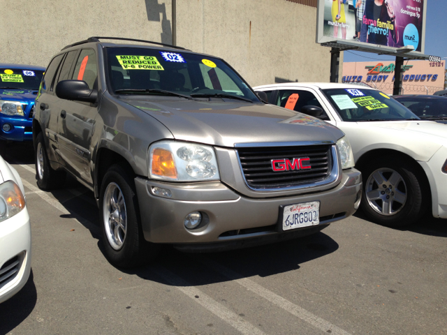 GMC Envoy 2002 photo 3