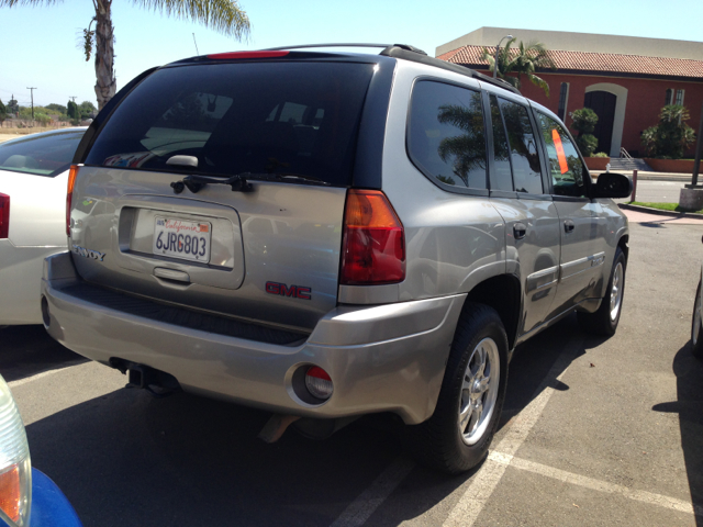 GMC Envoy 2002 photo 4