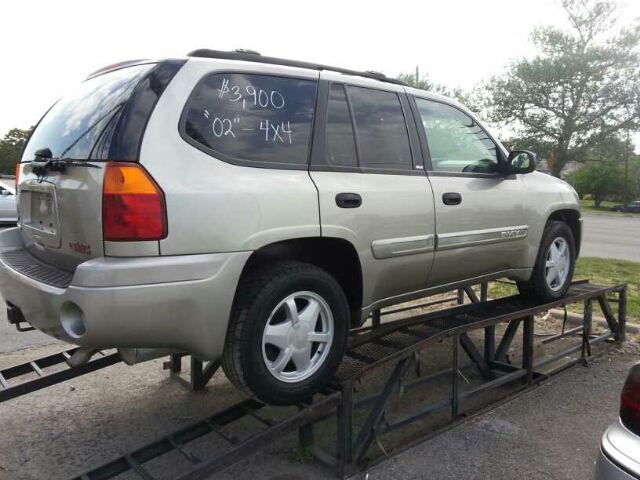 GMC Envoy 2002 photo 4