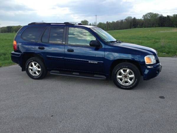 GMC Envoy 2002 photo 1