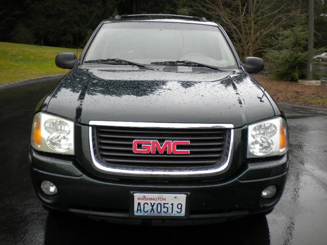 GMC Envoy 2003 photo 1