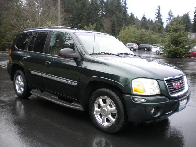 GMC Envoy 2003 photo 2