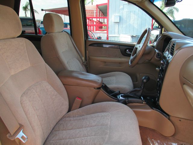 GMC Envoy 2003 photo 4