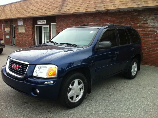 GMC Envoy 2003 photo 5