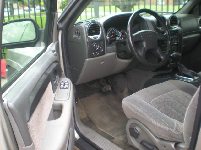 GMC Envoy 2003 photo 1