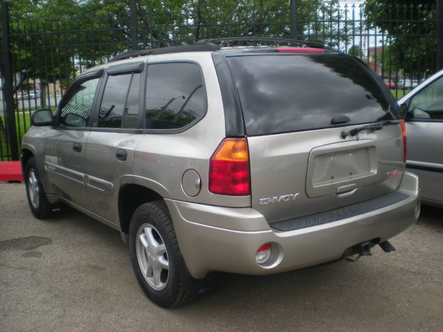 GMC Envoy 2003 photo 7