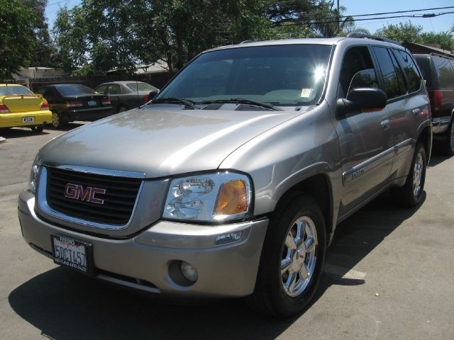 GMC Envoy 2003 photo 3