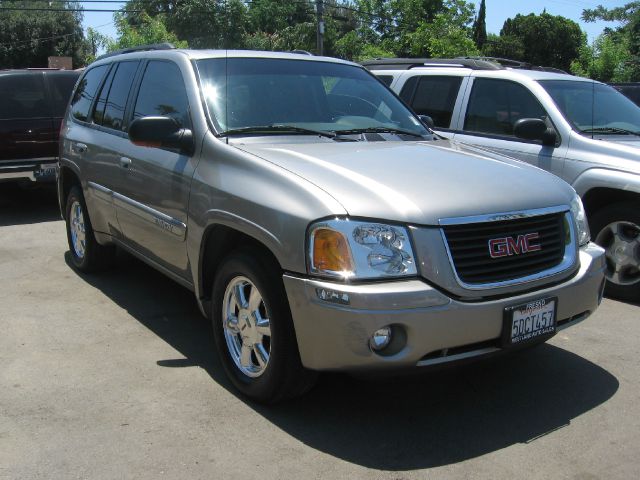 GMC Envoy 2003 photo 9