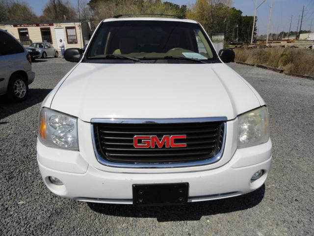 GMC Envoy 2003 photo 1