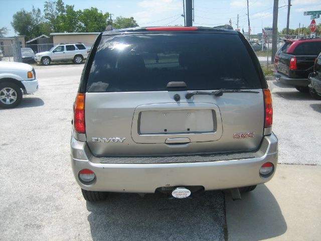 GMC Envoy 2003 photo 5