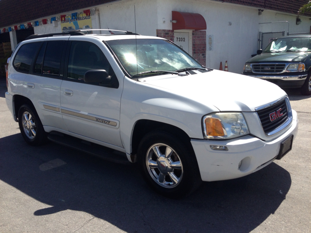 GMC Envoy 2003 photo 4